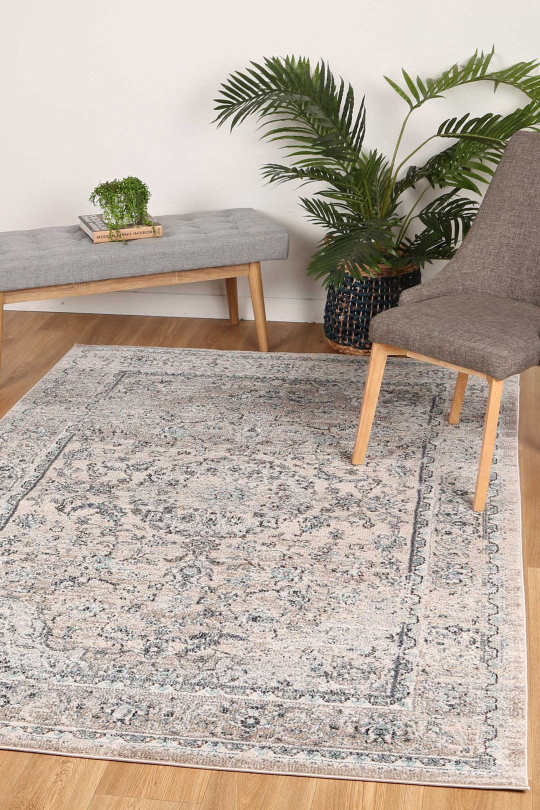 Artifact Kassites Traditional Cream Rug - DLB Furniture