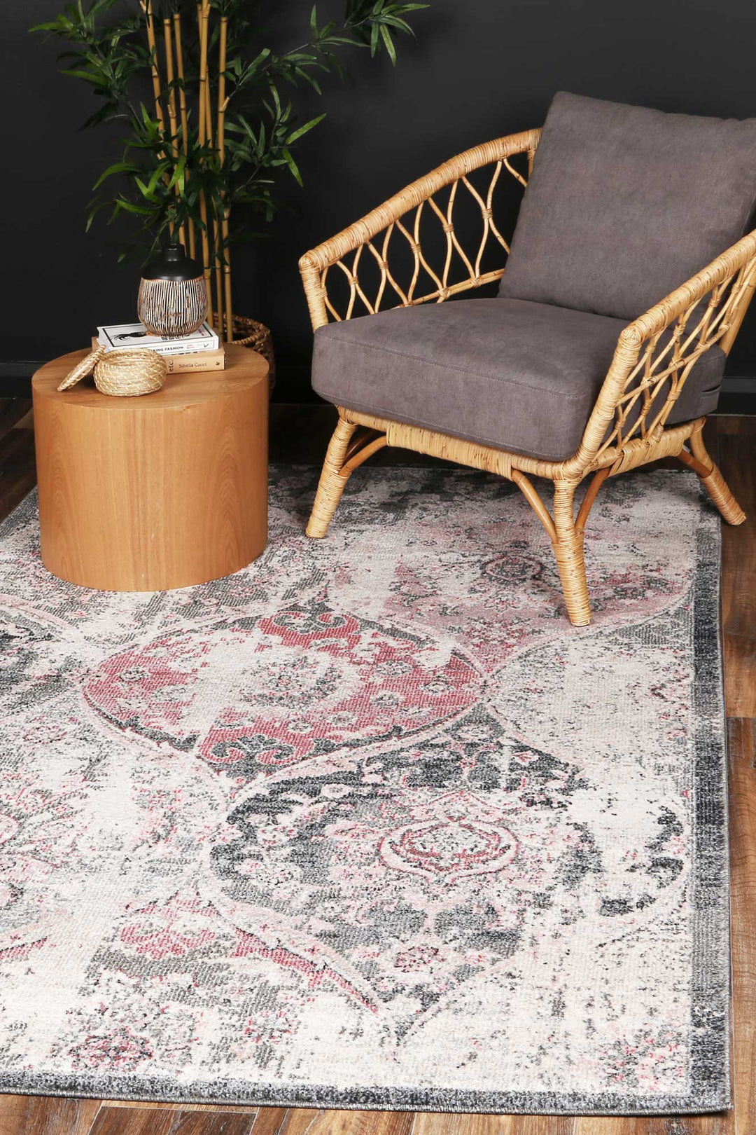 Bristol Lantern Rose Rug - DLB Furniture