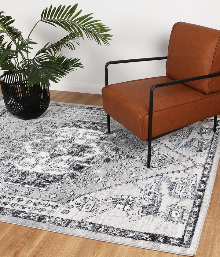 Estate Lynnwood Hall Traditional Grey Rug - DLB Furniture