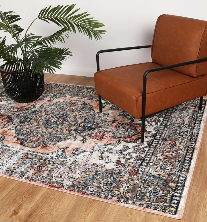 Estate Pensmore Traditional Beige Rug - DLB Furniture