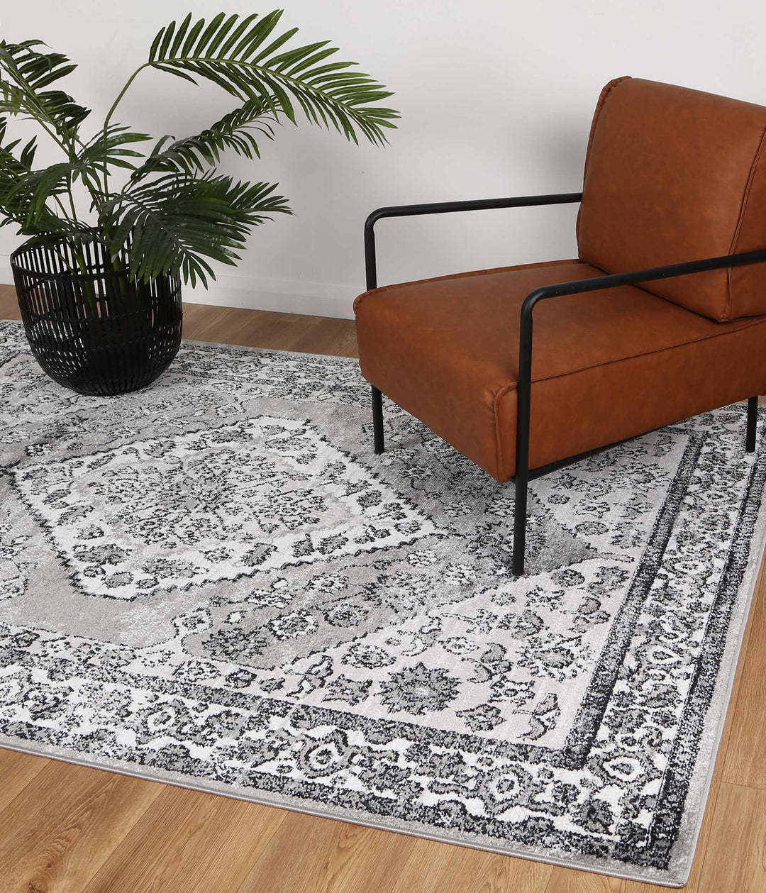 Estate Safra Traditional Grey Rug - DLB Furniture