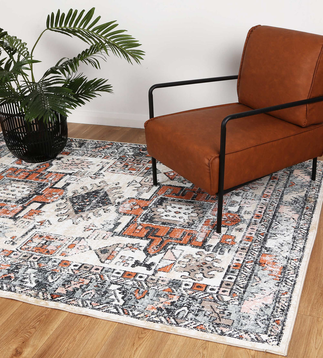 Estate Istana Traditional Cream Rug - DLB Furniture
