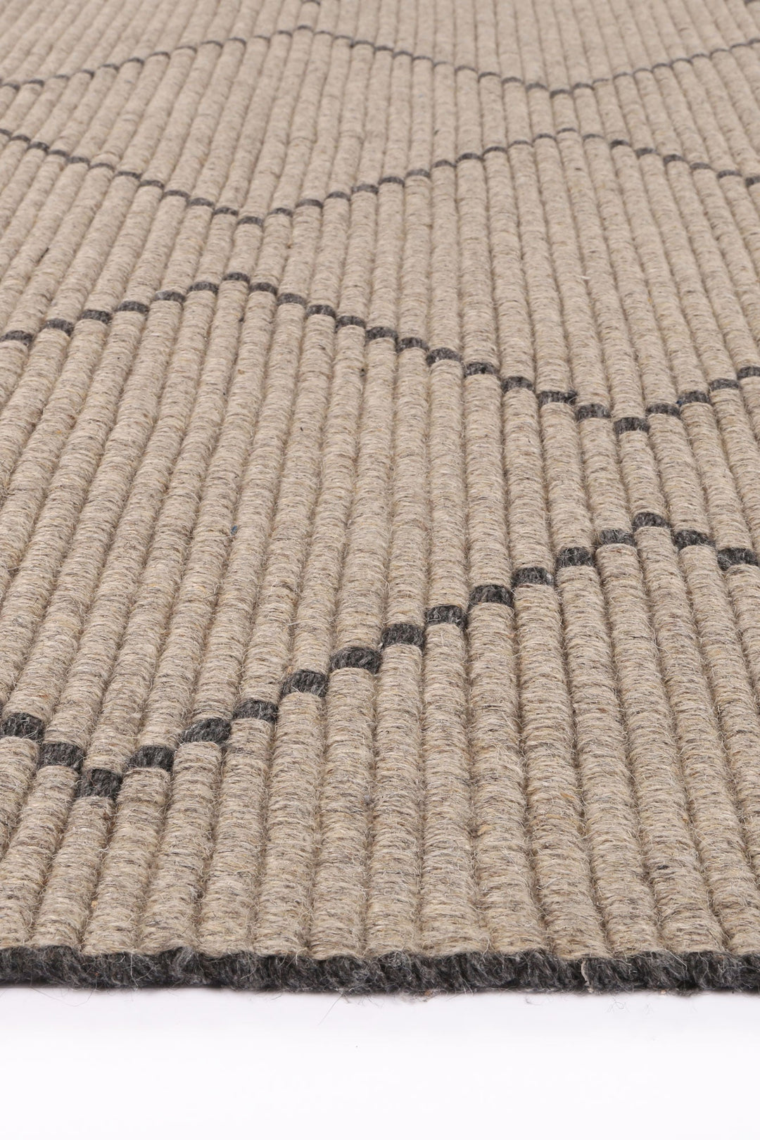 Goa Zig-Zag Wool Blend Ash Rug - DLB Furniture