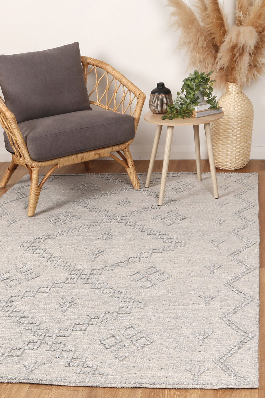 Goa Aztec Wool Blend Grey Rug (No Tassel) - DLB Furniture
