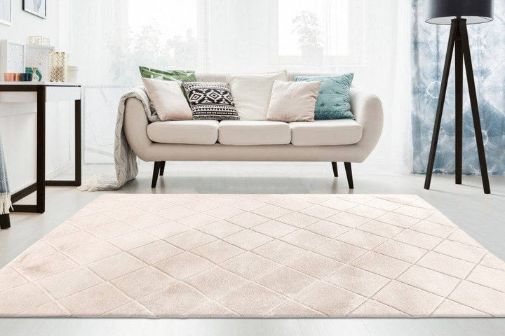 Impulse 600 Ivory Very Soft Fluffy Diamond Rug - DLB Furniture