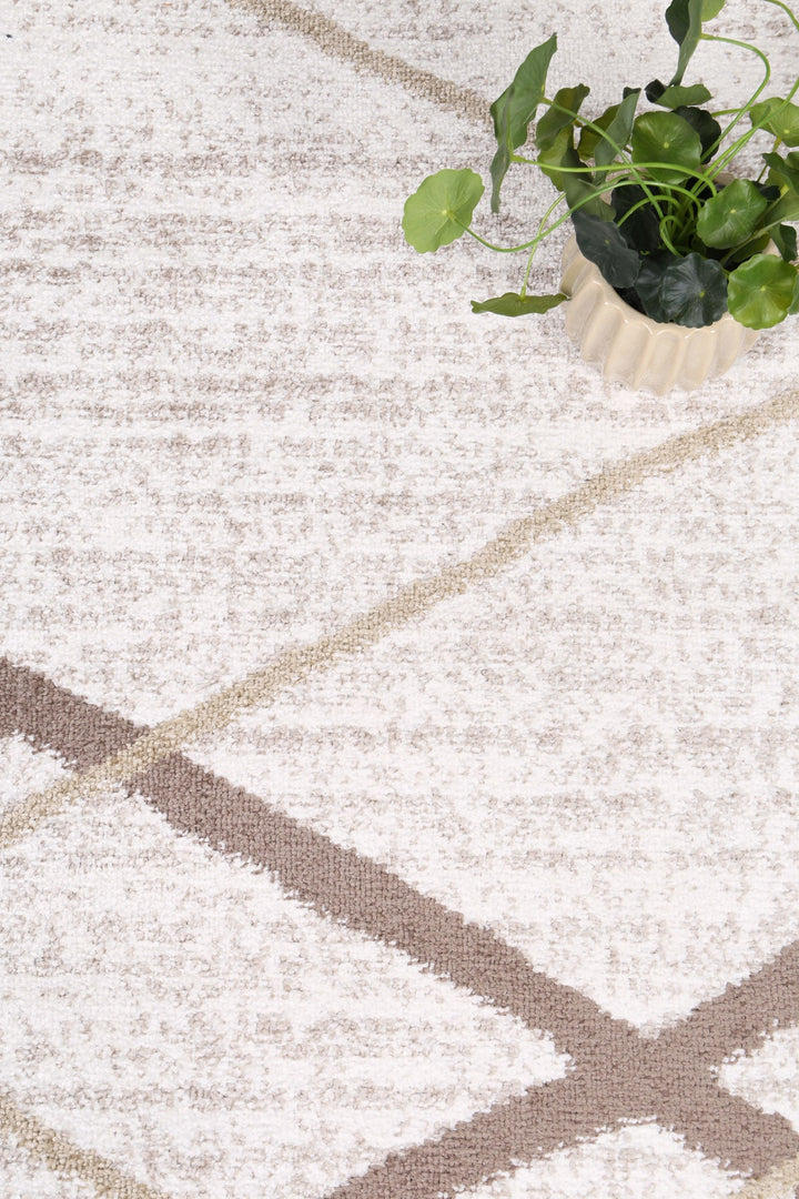 Kimberley Lattice Latte Contemporary Rug - DLB Furniture