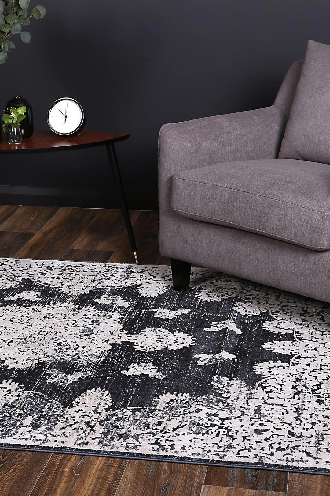 Rapsody Bizet Navy Transitional Rug - DLB Furniture