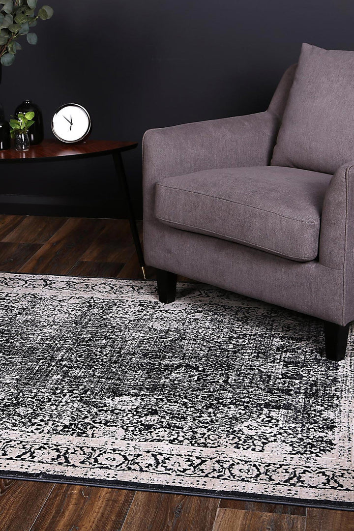 Rapsody Liszt Navy Transitional Rug - DLB Furniture