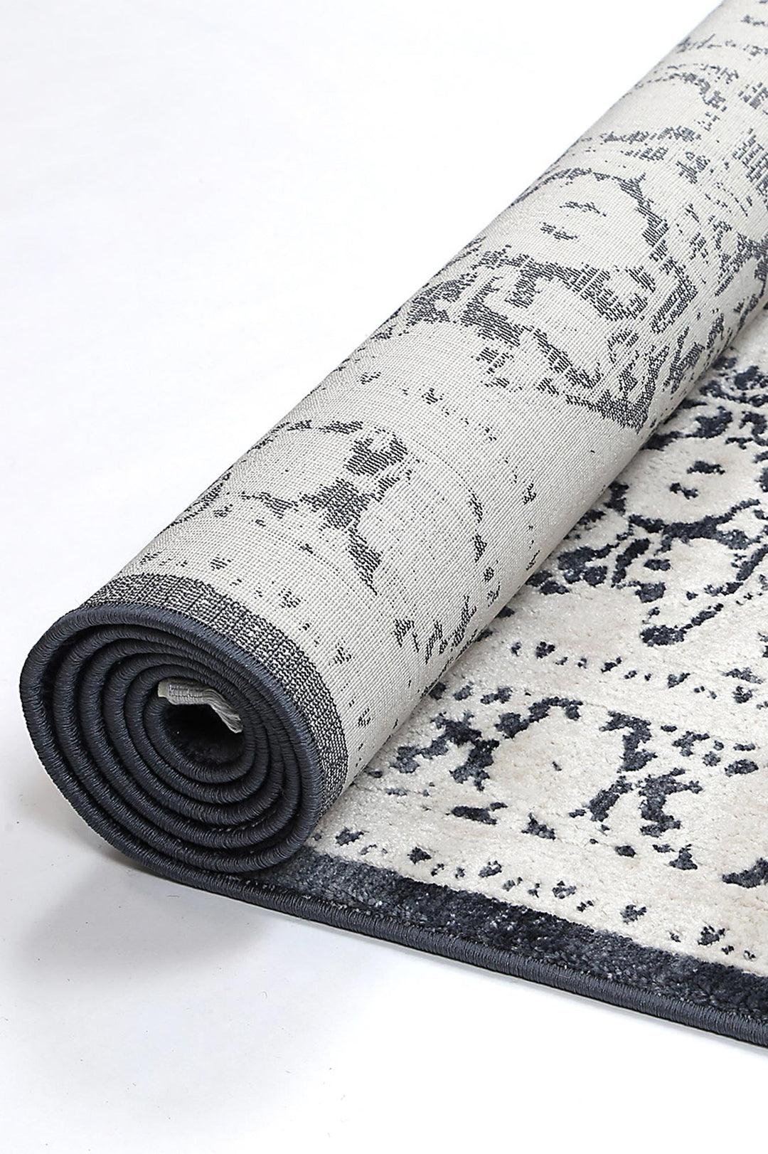 Rapsody Rossini Navy Traditional Rug - DLB Furniture