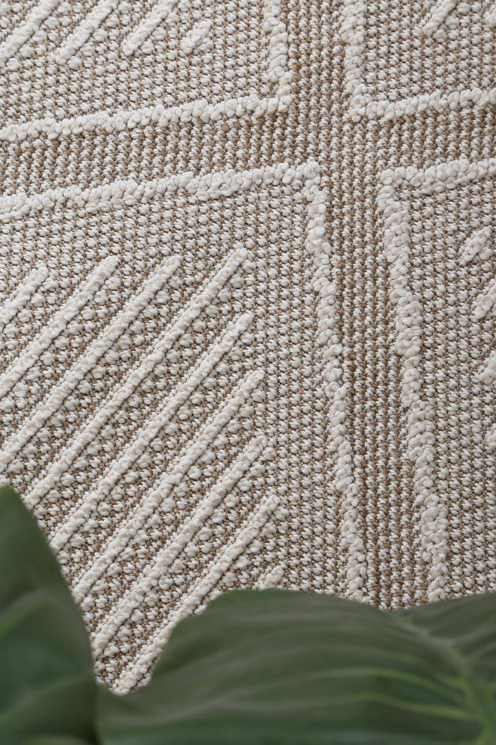 Vanuatu Kenilorea Beige Geometric Flatweave Rug - DLB Furniture