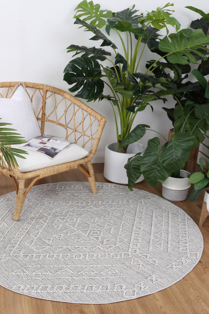 Vanuatu Kaua Ash Tribal Round Flatweave Rug - DLB Furniture