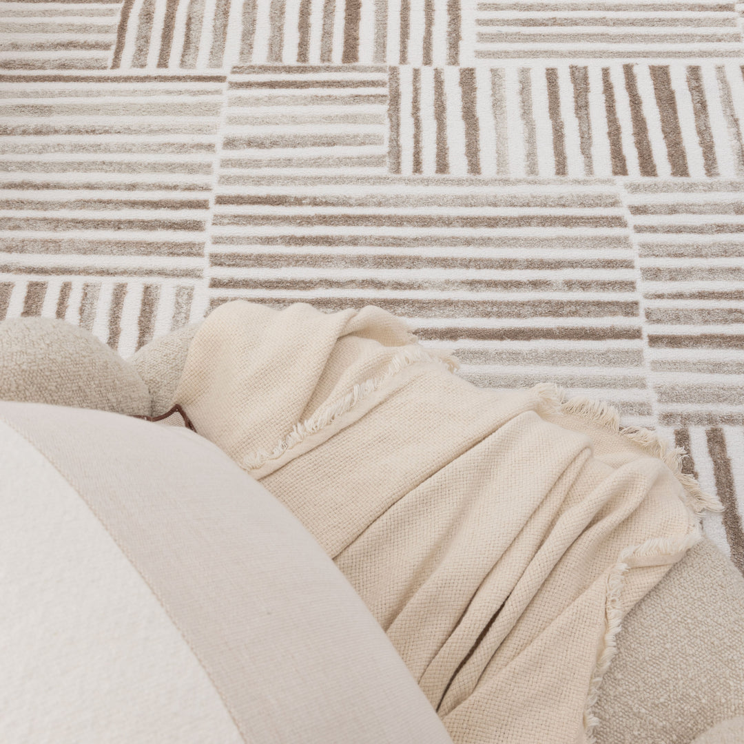 Wellington Geometric Lines Brown Rug - W001 - DLB Furniture